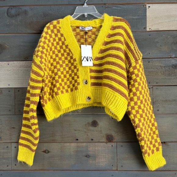 ZARA Bloggers Favorite Combination Jacquard Knit Cardigan Yellow Mustard c3. - Picture 10 of 16